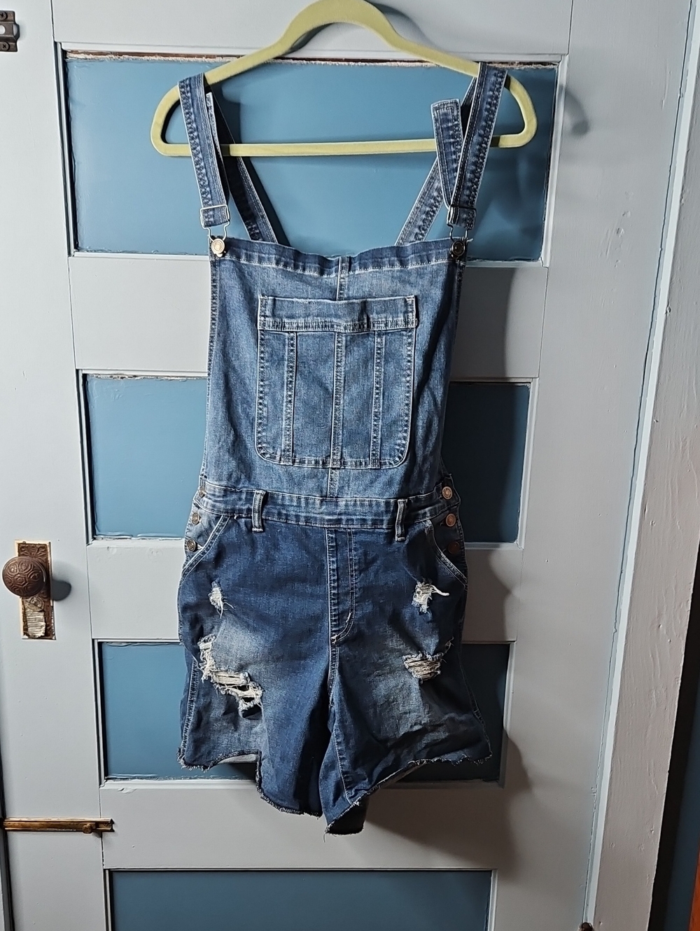 KanCan Denim Short Overalls / Distressed Blue Jumper XL